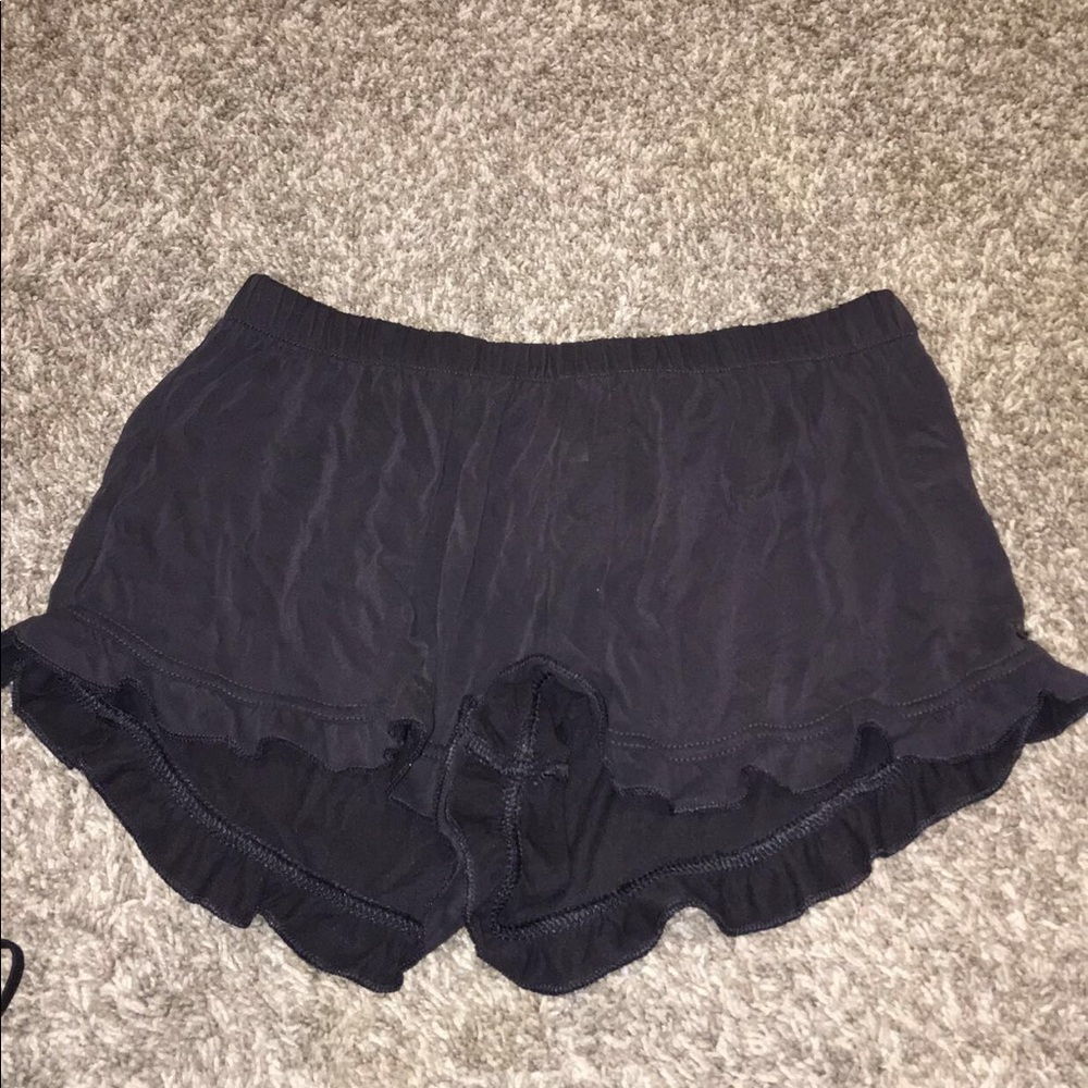 American eagle navy basic flowy shorts